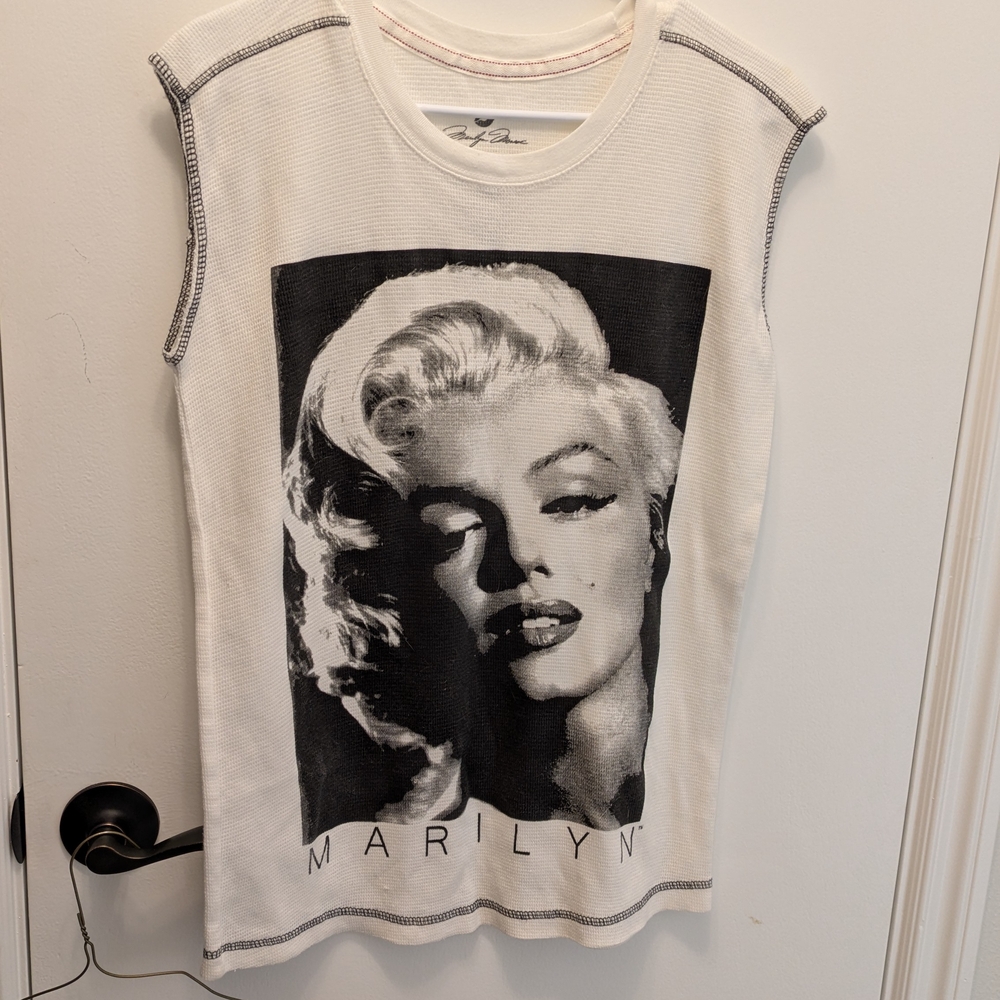 Marilyn Monroe Black and White Graphic Muscle Tee